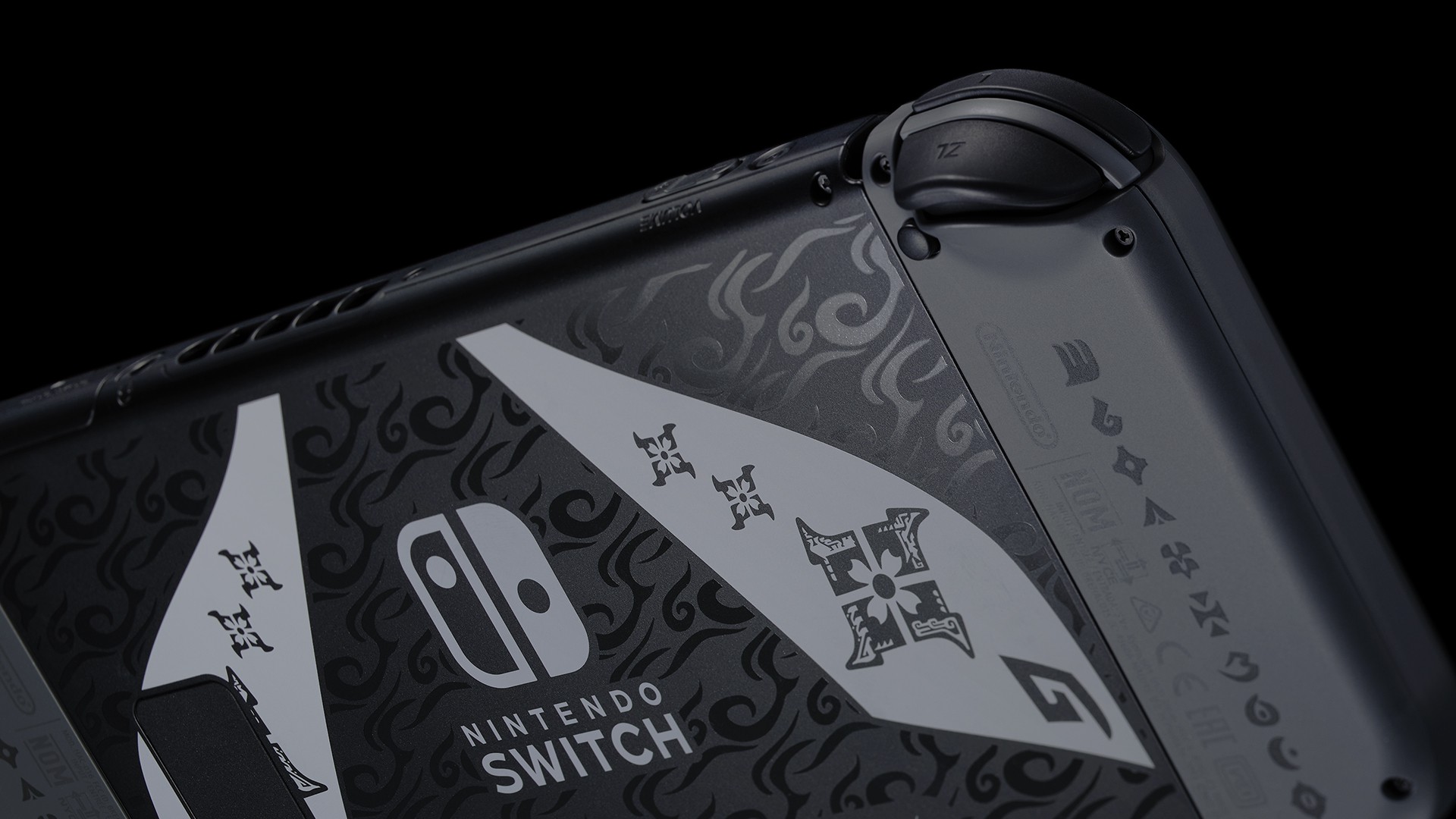 「Nintendo Switch モンスターハンターライズ スペシャルエディション」が登場。特別デザインのProコントローラーも単品発売